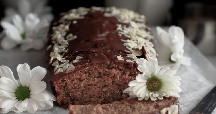 Kolač s jabukama i orasima (VIDEO)